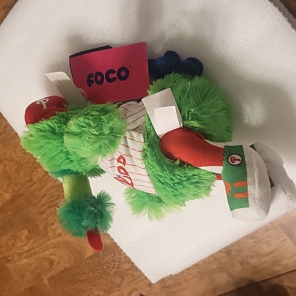 NWT Philadelphia Phillies Phanatic Small Plush Mascot MLB Baseball Sports Gifts - Picture 6 of 11